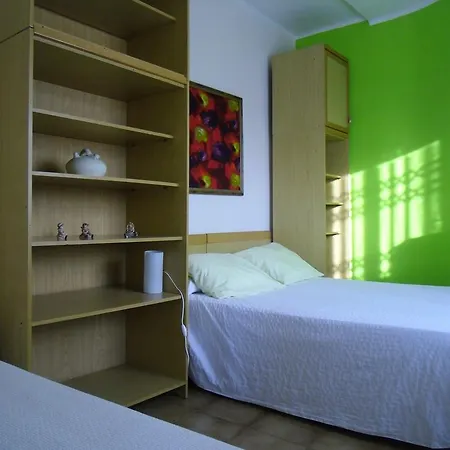 Apartment Atico Soleado L'Hospitalet de Llobregat